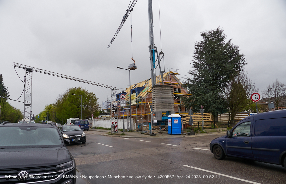 24.04.2023 - Baustelle Niederalmstraße 16 in Neuperlach